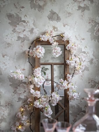 CherryFlower Girland 180 cm - Skir rosa - Belysning & el - Inomhusbelysning & lampor - Dekorationsbelysning