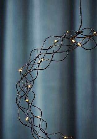 Curly Krans med belysning 30 cm - svart - Belysning & el - Inomhusbelysning & lampor - Dekorationsbelysning