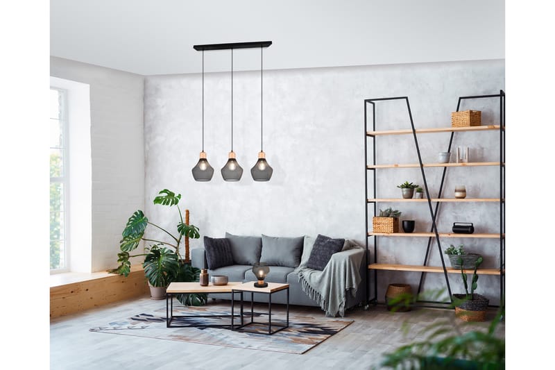 Valeria Taklampa 18 cm E27 mattsvart - Matt svart - Belysning & el - Inomhusbelysning & lampor - Fönsterlampa - Fönsterlampa hängande
