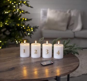 Flamme Advent LED Blockljus 4-pack 7.5 cm - vit med guldsiffror - Belysning & el - Inomhusbelysning & lampor - Dekorationsbelysning