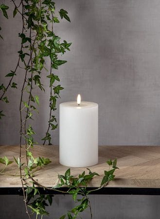 Flamme Flow Big LED Blockljus 17,5 cm - vit - Belysning & el - Inomhusbelysning & lampor - Dekorationsbelysning
