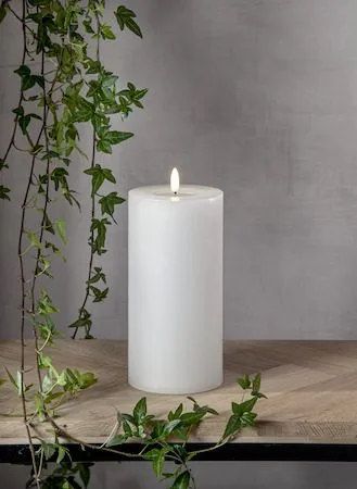 Flamme Flow Big LED Blockljus 22,5 cm - vit - Belysning & el - Inomhusbelysning & lampor - Dekorationsbelysning
