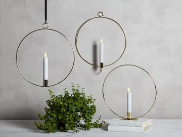 Flamme Ring Inomhusdekoration 28.5 cm - mässing/vit - Belysning & el - Inomhusbelysning & lampor - Dekorationsbelysning