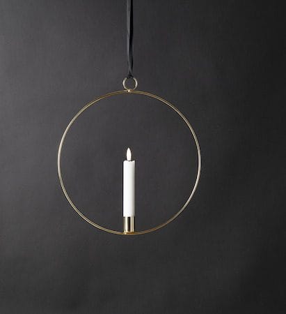 Flamme Ring Inomhusdekoration 28.5 cm - mässing/vit - Belysning & el - Inomhusbelysning & lampor - Dekorationsbelysning
