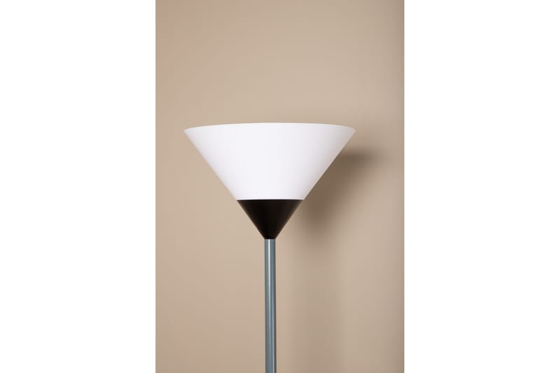 Bawang Golvlampa - Venture Home - Sovrumslampa - Vardagsrumslampa - Uplight golvlampa - Golvlampa