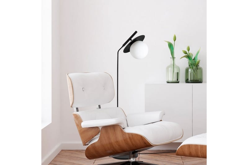Golvlampa Cartin Svart - Svart - Belysning & el - Inomhusbelysning & lampor - Sovrumslampa