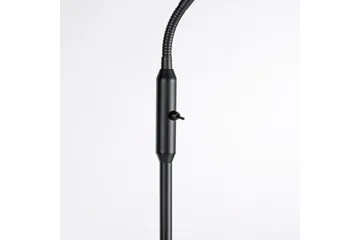 Loki Just Light Golvlampa - Black - Belysning & el - Inomhusbelysning & lampor - Sovrumslampa