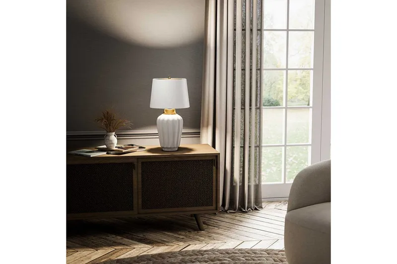 Bexley Quintiesse Bordslampa - White||Brass - Belysning & el - Inomhusbelysning & lampor - Sänglampor & nattduksbordslampa - Sänglampa bord