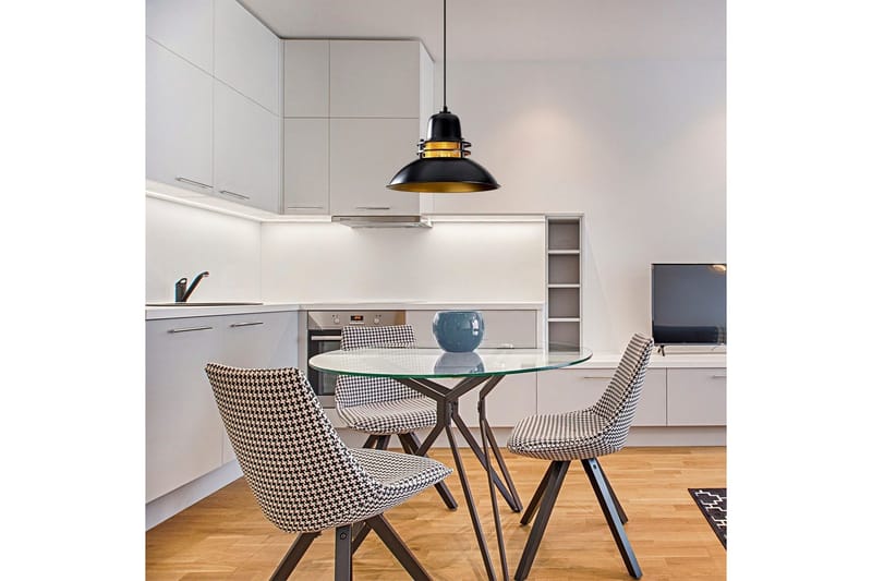 Ljuskrona Giada Svart Triangel En Fattning - Svart - Belysning & el - Inomhusbelysning & lampor - Taklampa & takbelysning - Pendellampor & hänglampor