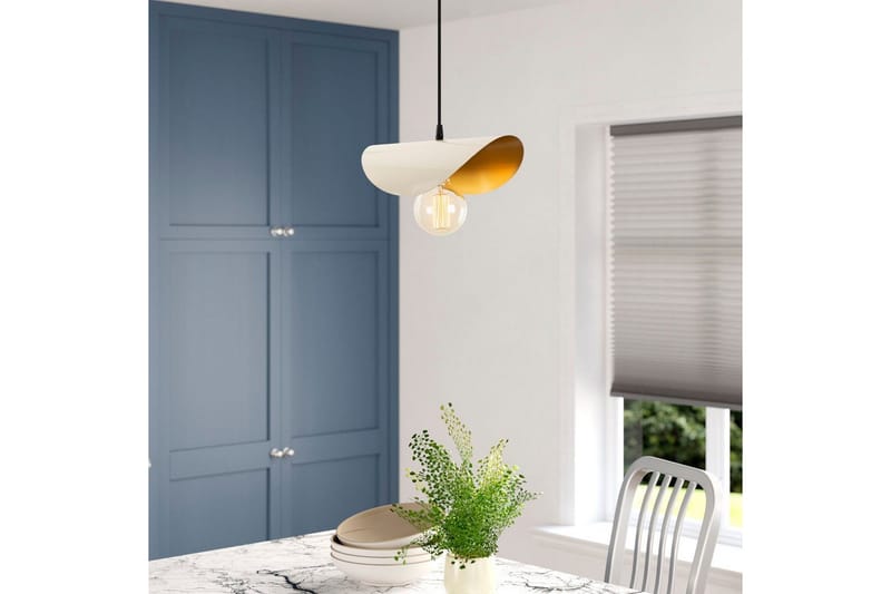 Ljuskrona Sugana Kurvig Vit / Rany - Vit / Rany - Belysning & el - Inomhusbelysning & lampor - Taklampa & takbelysning - Pendellampor & hänglampor