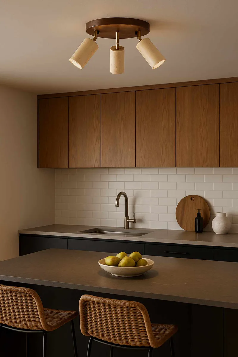 Nurtane Taklampa - Beige Och Valnöt - Belysning & el - Inomhusbelysning & lampor - Taklampa & takbelysning - Kristallkrona & takkrona