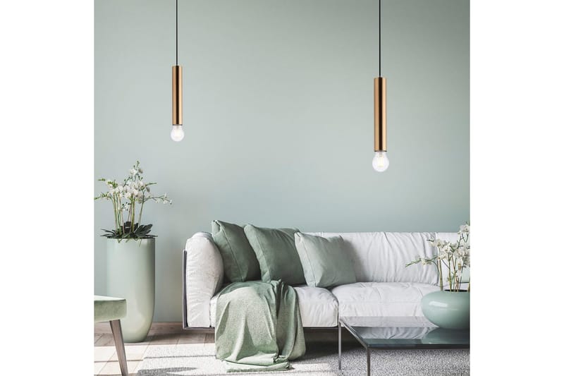 Taklampa Bruna - 9x120x9 cm, Matt mässing - Belysning & el - Inomhusbelysning & lampor - Taklampa & takbelysning - Pendellampor & hänglampor