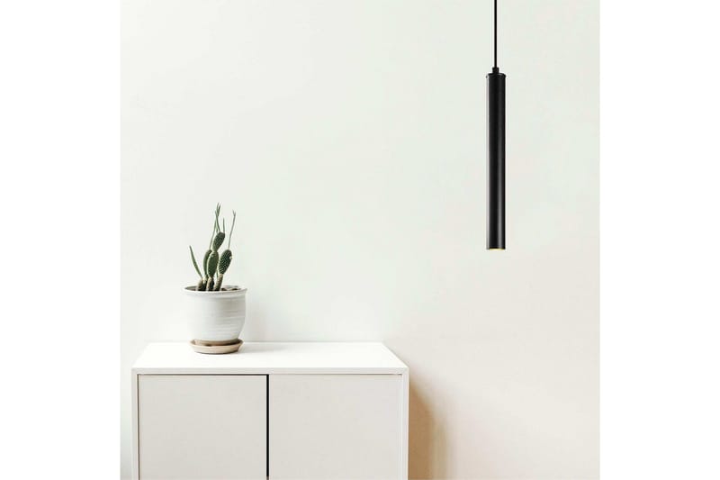 Taklampa Jee Svart - Svart - Belysning & el - Inomhusbelysning & lampor - Taklampa & takbelysning - Pendellampor & hänglampor