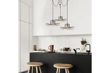 Taklampa Majrula Svart Treuttag - Treuttag - Belysning & el - Inomhusbelysning & lampor - Taklampa & takbelysning - Pendellampor & hänglampor