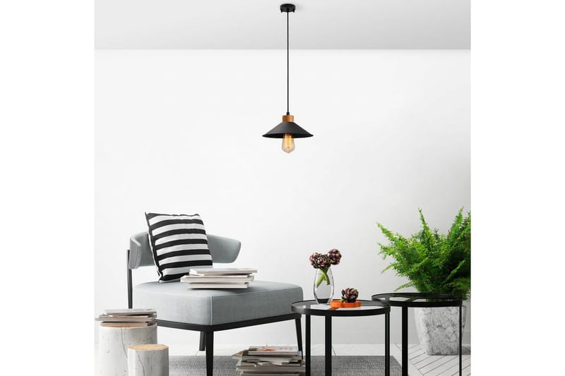 Taklampa Rate 3 Svart - Svart - Belysning & el - Inomhusbelysning & lampor - Taklampa & takbelysning - Pendellampor & hänglampor