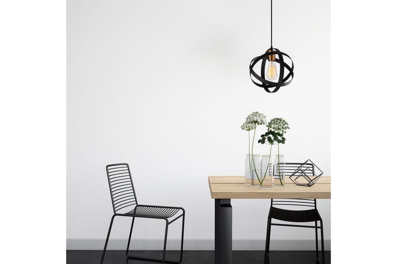 Taklampa Voroa Svart / Antik - Svart / Antik - Belysning & el - Inomhusbelysning & lampor - Taklampa & takbelysning - Pendellampor & hänglampor