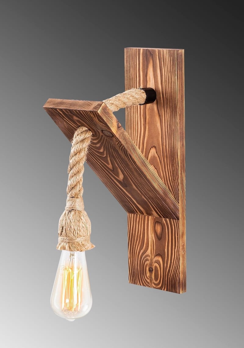 Vägglampa i Gran - Trä - Belysning & el - Inomhusbelysning & lampor - Vägglampa