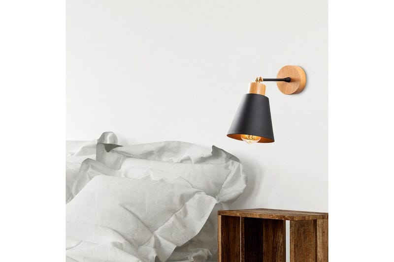 Vägglampa Sudalwani Svart / Ek - Svart / Ek - Belysning & el - Inomhusbelysning & lampor - Vägglampa