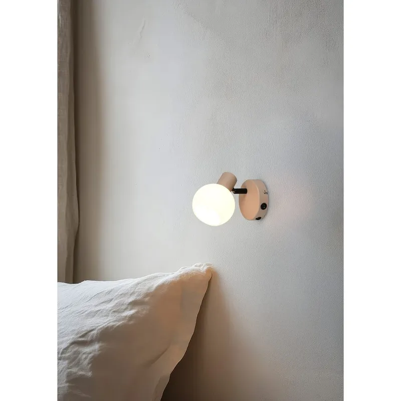 Vägglampa TRIO Boba - 1 lampa - Belysning & el - Inomhusbelysning & lampor - Vägglampa