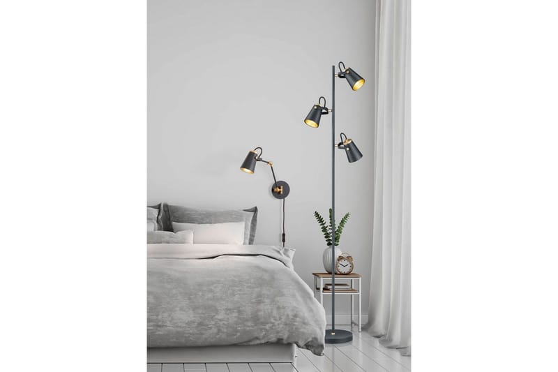 Vägglampa TRIO Edward - Belysning & el - Inomhusbelysning & lampor - Vägglampa