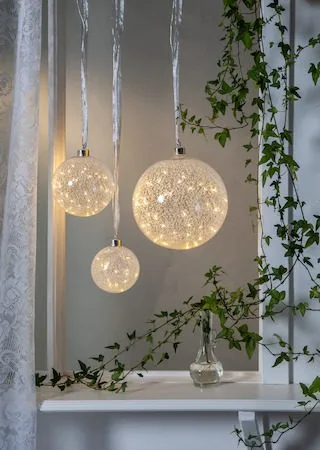 Glow Snow Glaskula 10 cm - frostad transparent - Belysning & el - Julbelysning - Övrig julbelysning