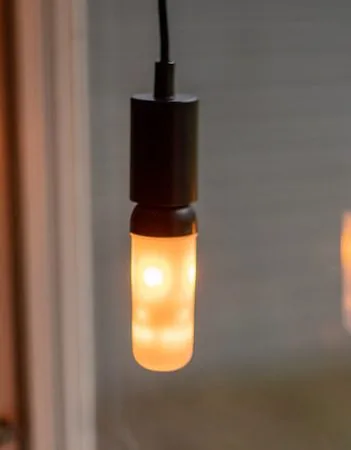 LED-lampa E27 T40 Flame 1600K 80 lm med Gravitationssensor - Svart / Frostad - Belysning & el - Ljuskällor & glödlampor - LED-belysning