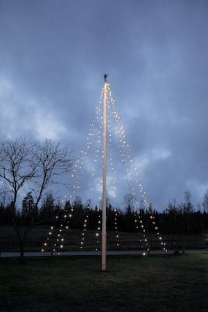 LED-flaggstångsbelysning Jul Crispy Ice White 7 m 360 ljus - Svart / Isvit - Belysning & el - Utomhusbelysning - Flaggstångsbelysning