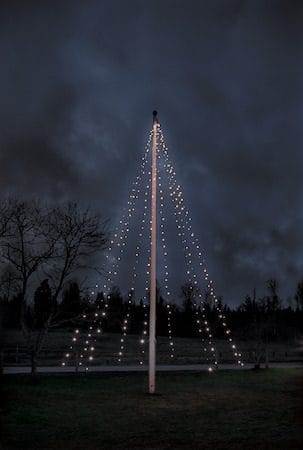 LED-flaggstångsbelysning Jul Crispy Ice White 7 m 360 ljus - Svart / Isvit - Belysning & el - Utomhusbelysning - Flaggstångsbelysning
