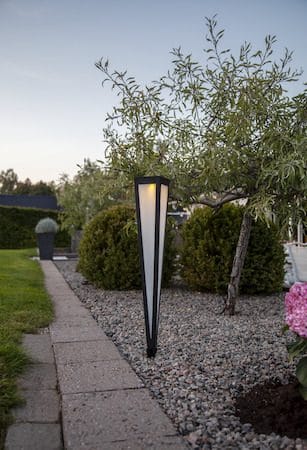 Pyramis Solcellspollare 61 cm - svart - Belysning & el - Utomhusbelysning
