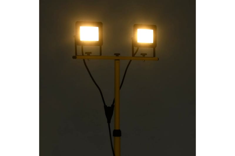 Strålkastare med stativ 2x20 W LED varmvit - be Basic - Belysning & el - Utomhusbelysning