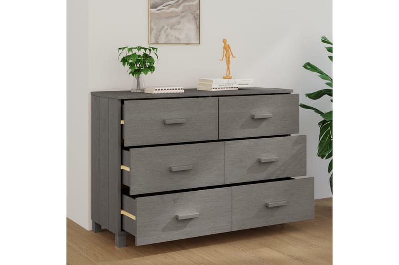 beBasic Skänk ljusgrå 113x40x80 cm massiv furu - Grey - Sideboard & skänk