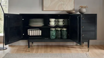 Beluna Sideboard 160 cm - djupsvart med guldfärgade detaljer - Förvaring - Förvaringsmöbler - Sideboard & skänk