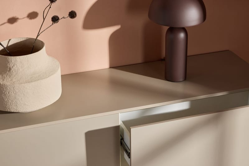 Frihamn Byrå 160 cm - Beige - Förvaring - Förvaringsmöbler - Byrå - Hallbyrå