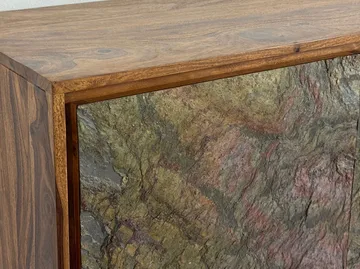 Corena Sideboard 150 cm - naturbrun stenimitation och svarta ben - Förvaring - Förvaringsmöbler - Sideboard & skänk