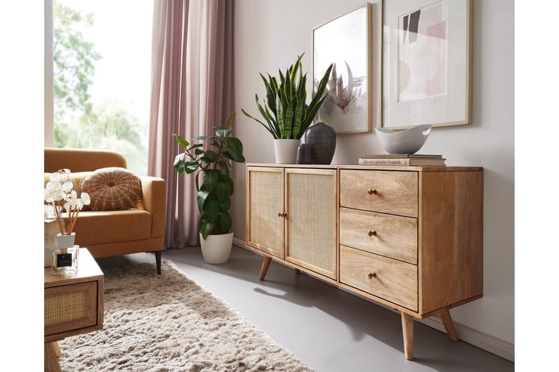 Willowdale Sideboard 140 cm i Trä med Rottingdörr - Brun - Förvaring - Förvaringsmöbler - Sideboard & skänk