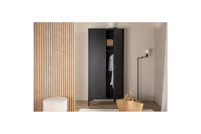 Garderob Piring - Svart - Förvaring - Klädförvaring - Garderob & garderobssystem - Klädskåp & fristående garderob