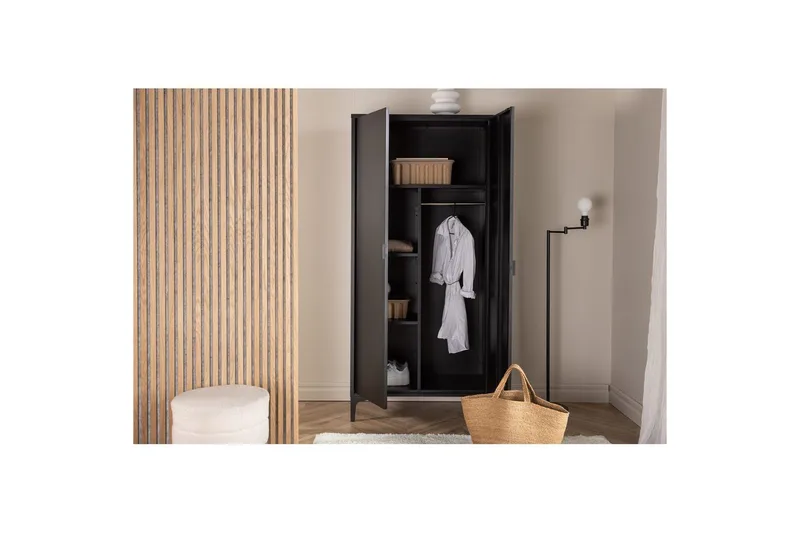 Garderob Piring - Svart - Förvaring - Klädförvaring - Garderob & garderobssystem - Klädskåp & fristående garderob