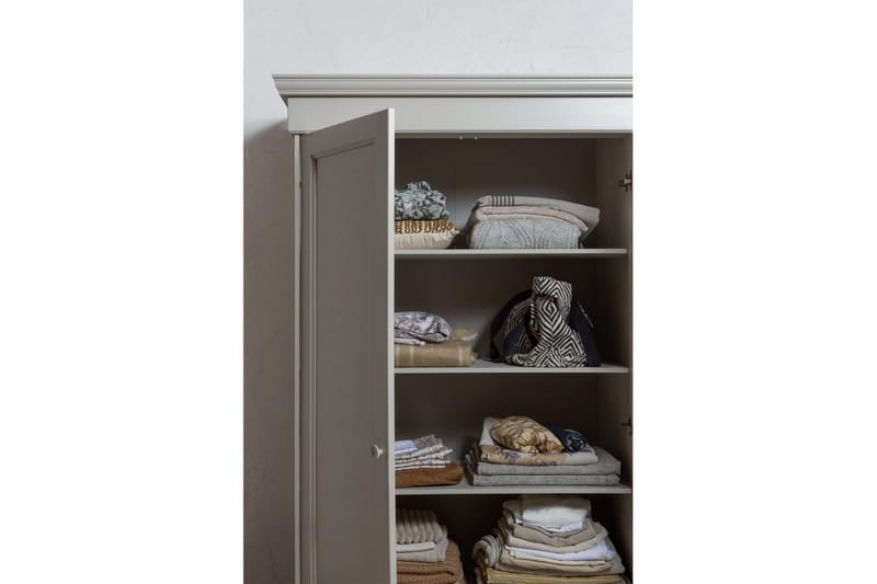 Garderobshyllset Olivia - Förvaring - Klädförvaring - Garderob & garderobssystem - Garderobsinredning - Hyllplan till garderob