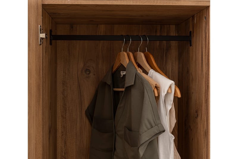 Batler Garderob 52x104 5 Dörrar - Natur - Garderob & garderobssystem - Klädskåp & fristående garderob