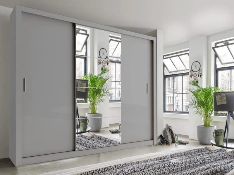 Einar grå garderob 250x215 cm - Grå - Förvaring - Klädförvaring - Garderob & garderobssystem