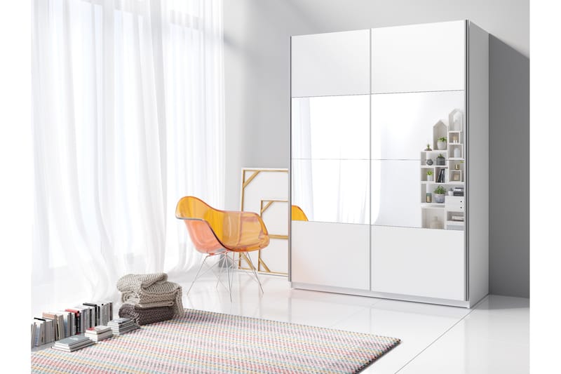 Lecia Garderob 120x210 cm - Vit - Förvaring - Klädförvaring - Garderob & garderobssystem - Klädskåp & fristående garderob