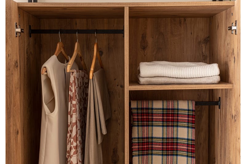 Witonia Garderob 104x52 cm - Natur - Förvaring - Klädförvaring - Garderob & garderobssystem - Klädskåp & fristående garderob