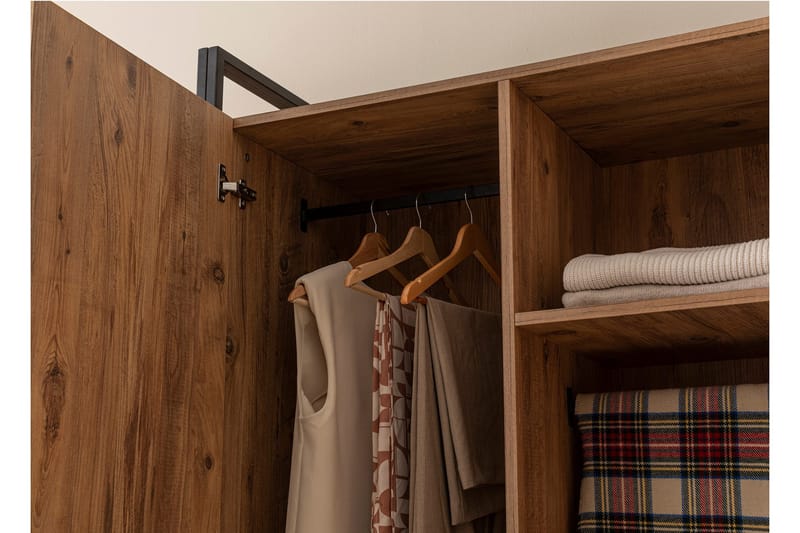 Witonia Garderob 104x52 cm - Natur - Förvaring - Klädförvaring - Garderob & garderobssystem - Klädskåp & fristående garderob