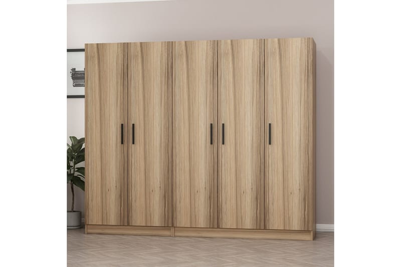 Fruitland Garderob 225 cm - Brun - Förvaring - Klädförvaring - Garderob & garderobssystem