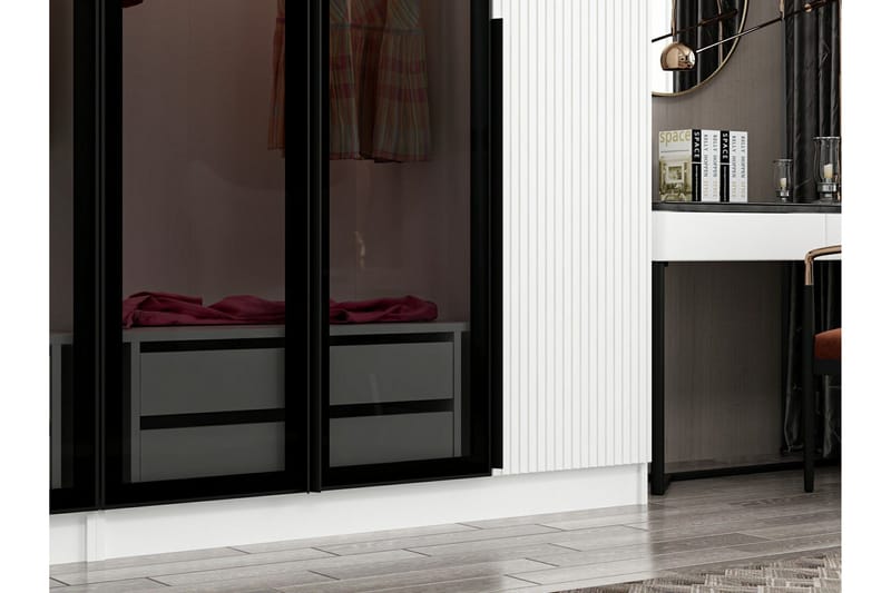 Fruitland Garderob 225 cm - Vit - Förvaring - Klädförvaring - Garderob & garderobssystem