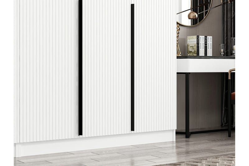 Fruitland Garderob 225 cm - Vit - Förvaring - Klädförvaring - Garderob & garderobssystem