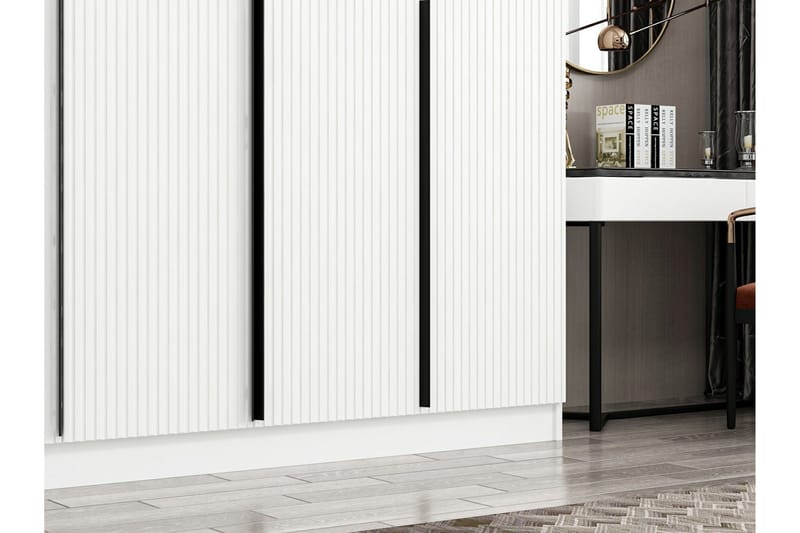 Fruitland Garderob 270 cm - Vit - Förvaring - Klädförvaring - Garderob & garderobssystem