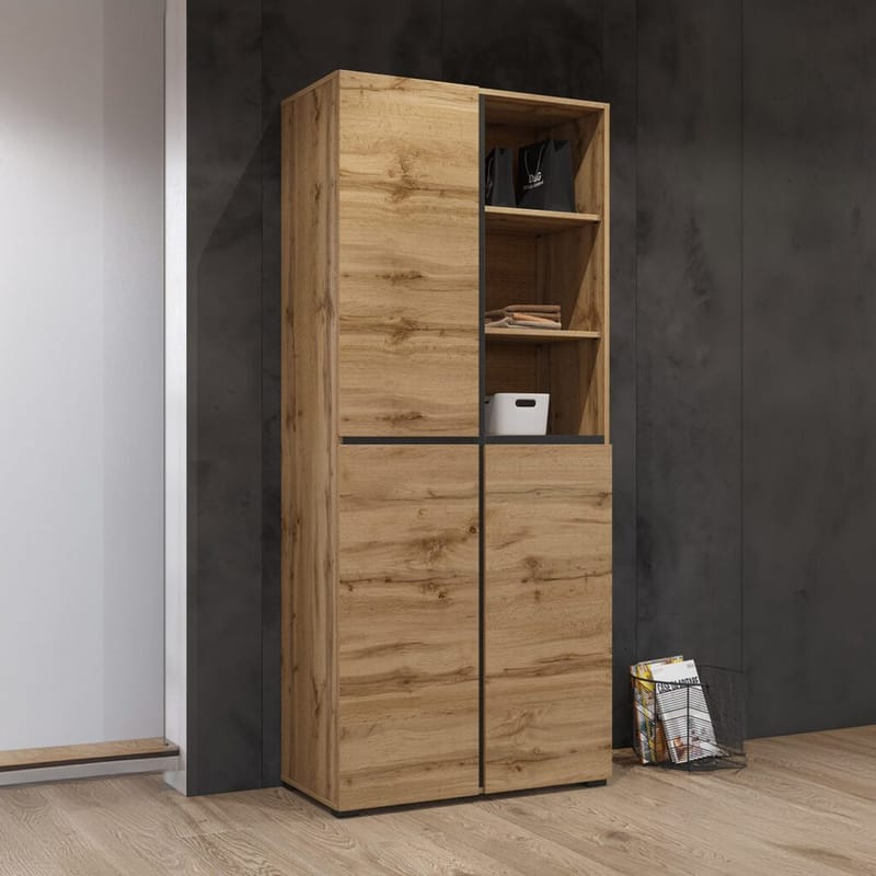 Garderob Kors 3 dörrar - Wotan Ek - Förvaring - Klädförvaring - Garderob & garderobssystem