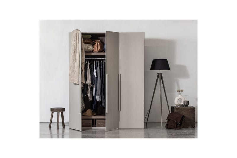 Garderob Rens 3 dörrar - 3 dörrar - Förvaring - Klädförvaring - Garderob & garderobssystem - Klädskåp & fristående garderob