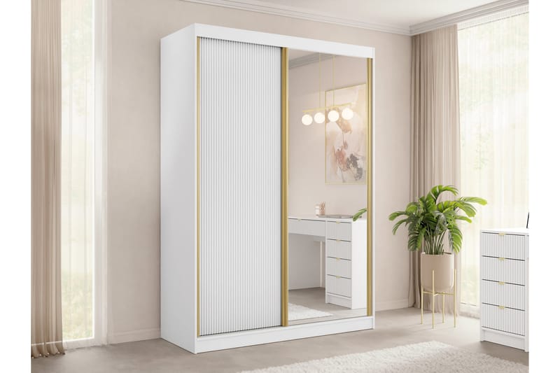 Gudelia Garderob 151x216 cm - Vit - Förvaring - Klädförvaring - Garderob & garderobssystem